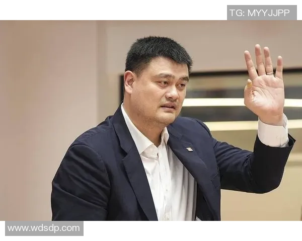 姚明22投展现绝佳状态球场上的传奇再续辉煌时刻