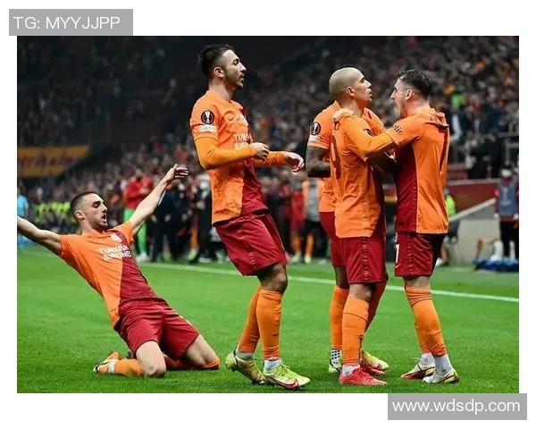 中超焦点战曼联与拜仁激战成和补时进球引发全场狂欢