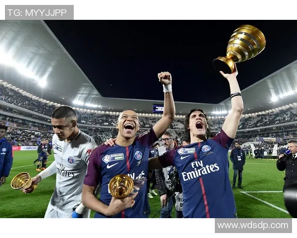 国王杯精彩对决巴黎圣日耳曼逆转拜仁乌龙球成关键时刻